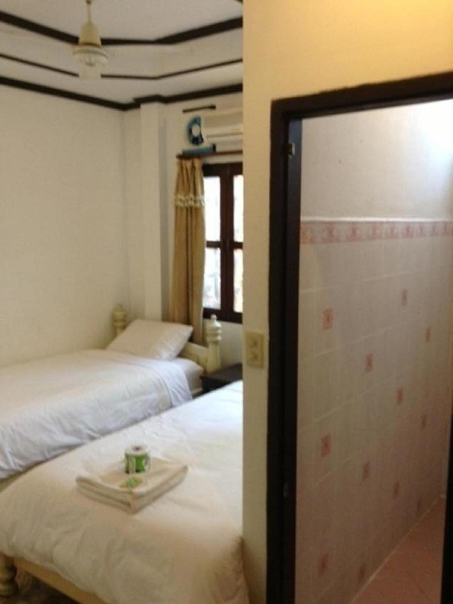 View Khemkhong Guesthouse Luang Prabang Zimmer foto