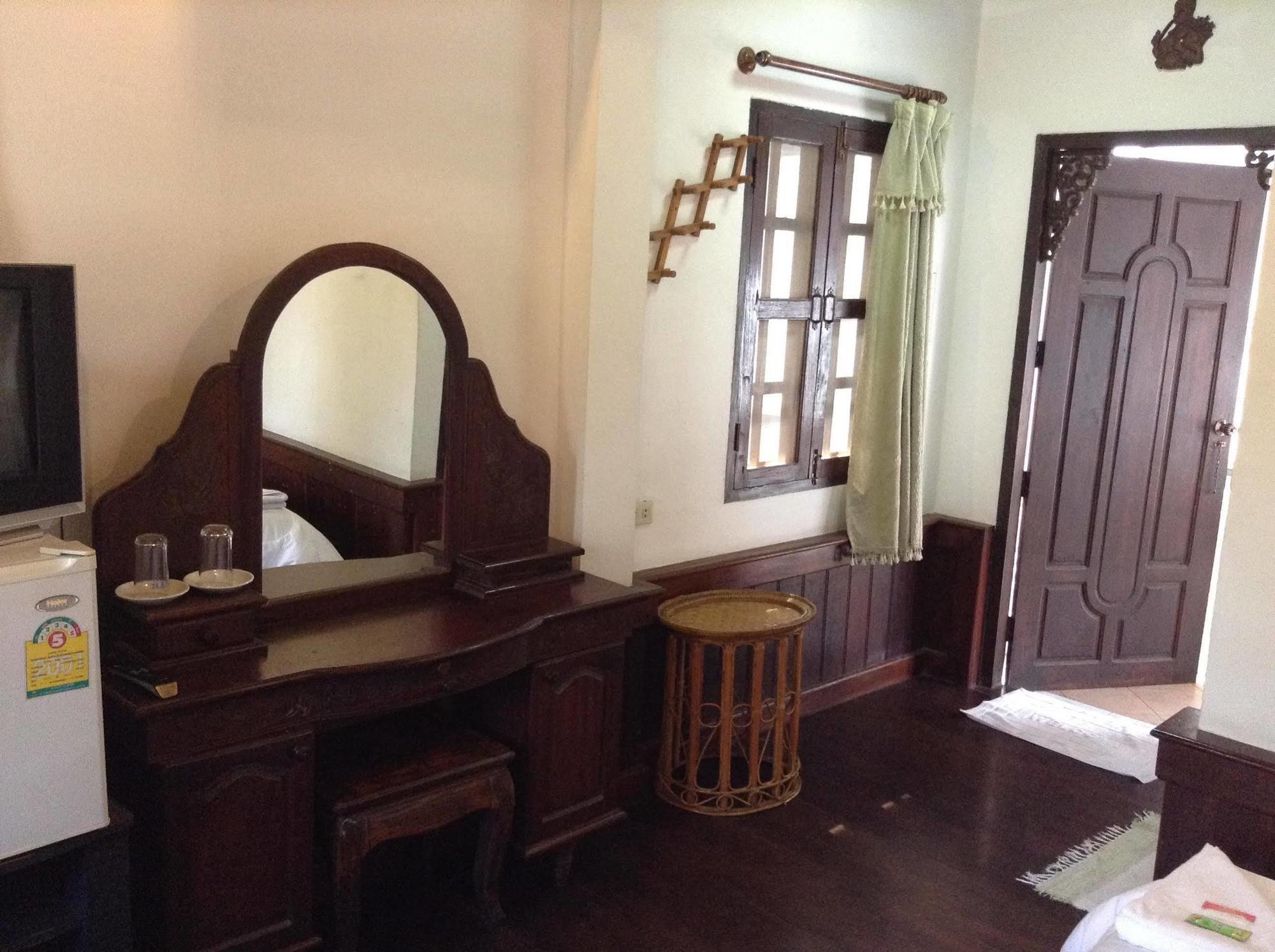 View Khemkhong Guesthouse Luang Prabang Exterior foto
